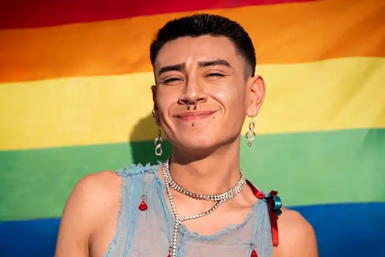 A relaxed portrait that feels natural and confident